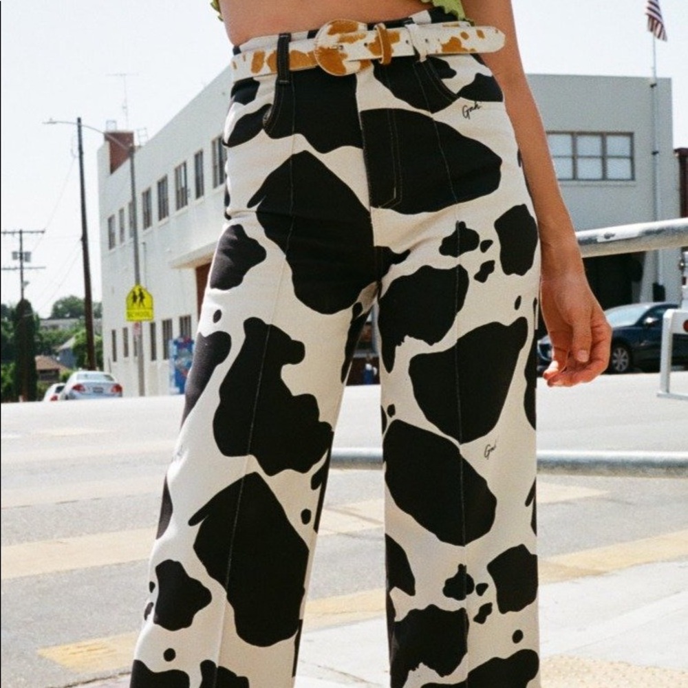 Lisa Says Gah Robyn Jean Cow Print